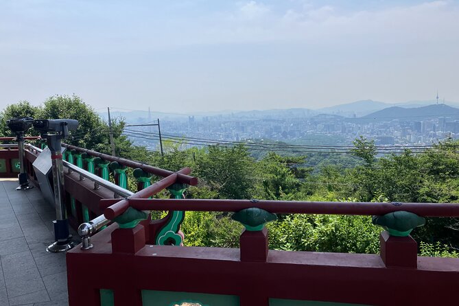Seoul Private Tour Gyeongbok Palace Bukchon and Gwangjang Market - Timing, comfort, and physical effort