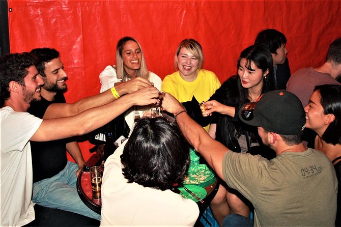 Seoul Pub Crawl by Absolute - Four Stops, Four Chances to Find Your Crowd