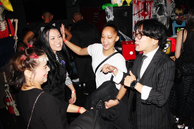 Seoul Pub Crawl by Absolute - Who Will Get the Most From This Crawl?