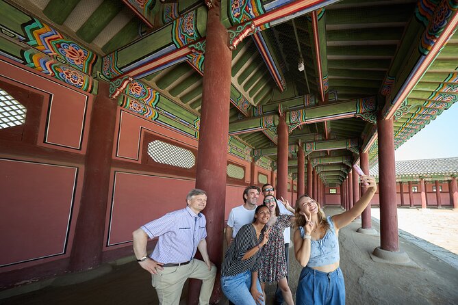 Seoul Royal Palace,Bukchon Hanok Village & Gwangjang Market Feast - Gwangjang Market and the best part of the finish