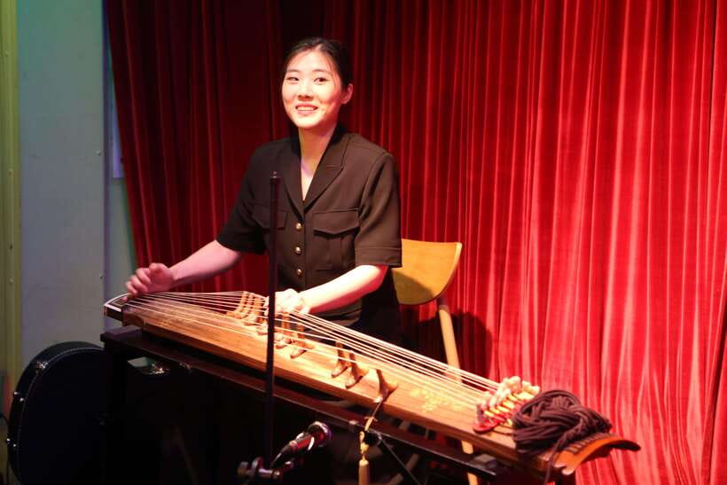 Seoul’s Stars: Open Mic with Local & International Talent - A $5 music night in Gyeongnidan-gil