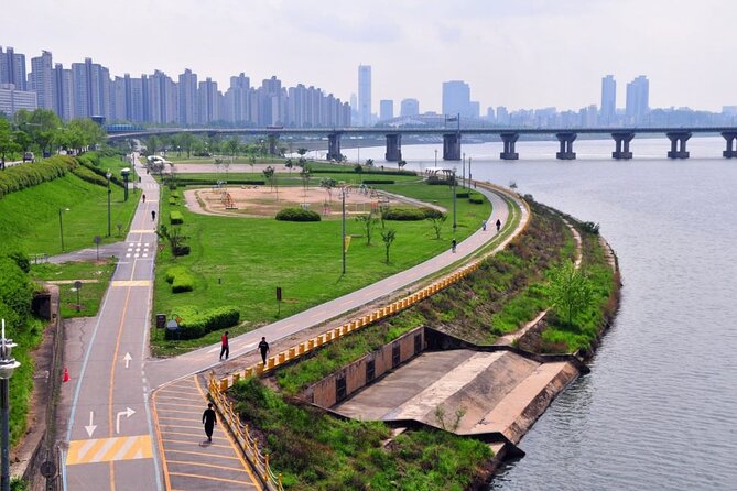 Seoul Self-Guided Audio Tour - Leeum Art Museum and the War Memorial