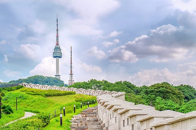 Seoul Self-Guided Audio Tour - Gyeongbokgung and Bukchon: the royal heart of Seoul