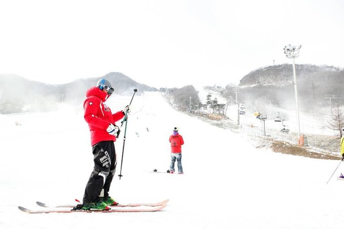 Seoul Ski Tour at Jisan Forest Resort - Getting your lift ticket and winter gear