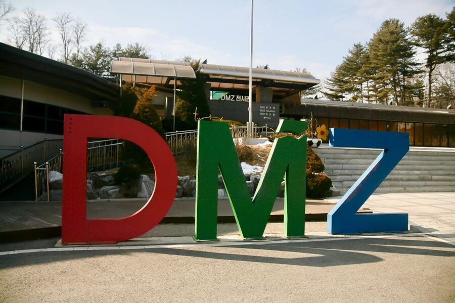 Seoul: Small-Group DMZ Tour with North Korea Experience Hall - Why this DMZ day trip feels different from a normal Seoul excursion