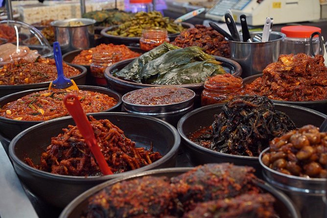 Seoul Street Food Market Tour - From market stalls to favorite local spots