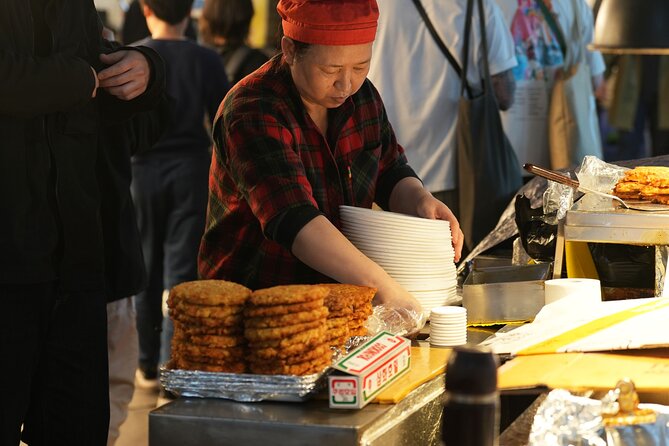 Seoul Vegan & Vegetarian Gwangjang Market Food Tour (11 Tastings) - A genuinely useful option for mixed-diet families