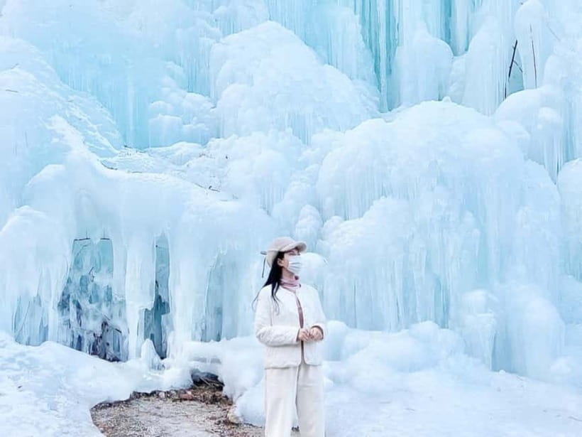 Seoul: Vivaldi Park Winter Ski with Eobi Ice Valley Day Tour - Who will enjoy this tour most