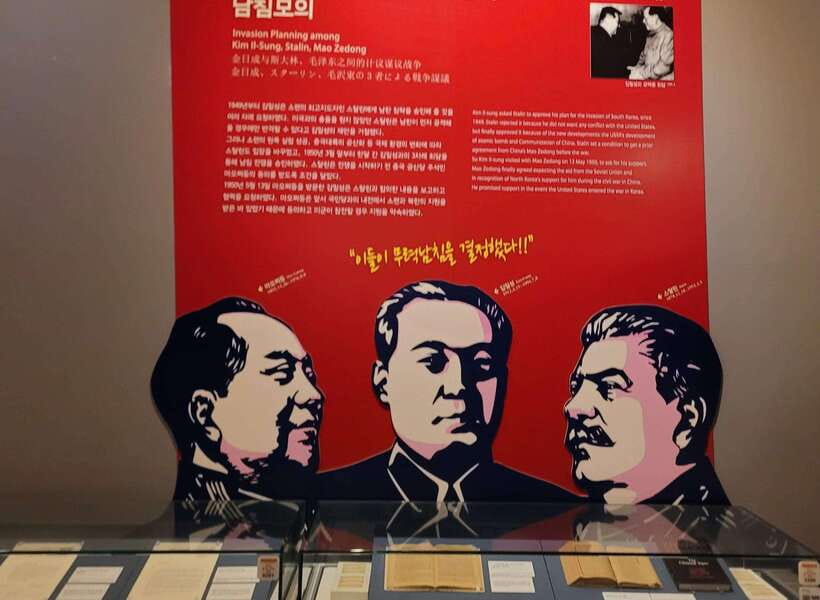 Seoul: War Memorial of Korea Private Guided Museum Tour - What you pay for at $100 per group