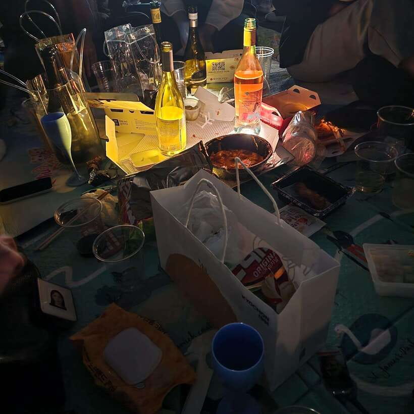 Seoul: Wine & Korean BBQ, Perfect Pairing Dinner in Sinchon - Sitting down for Korean food and wine