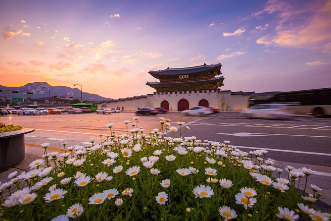 Signature Seoul : Netflix Sites, Street Food & N Seoul Tower - The National Folk Museum adds everyday Korean life