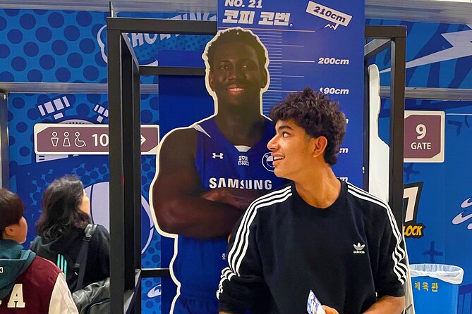 Sports Match in Seoul with Guided K-Food Experience - From dinner to Jamsil Sports Complex