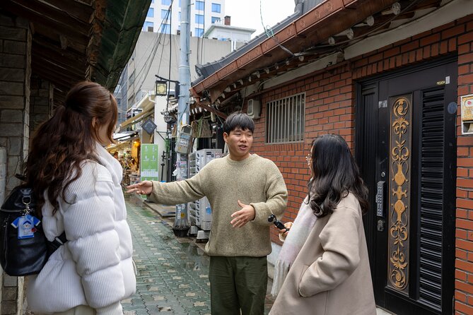 Street Food Tour in Jongno, Heart of Seoul - Starting with stalls in Jongno 3-ga