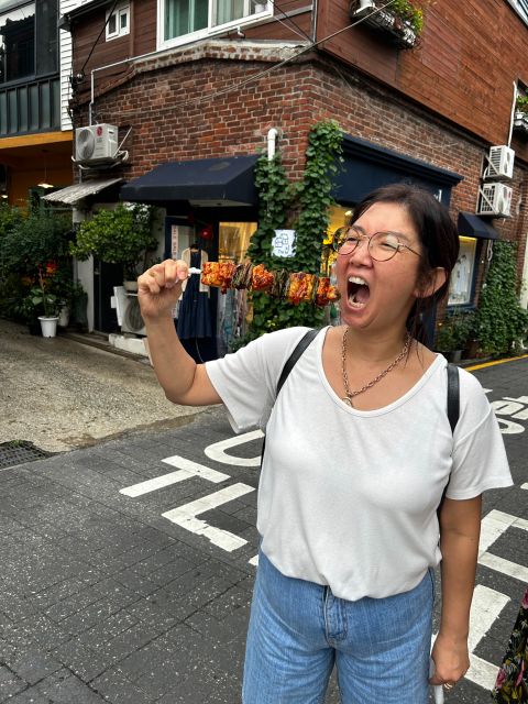 Taste hidden street food in Seoul with a 2.5h food tour - What the bus rides mean for your day