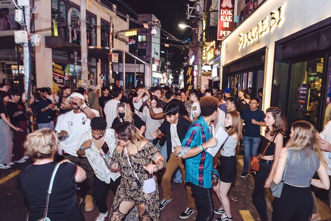 The Seoul Pub Crawl Official - Who should book this Seoul night out