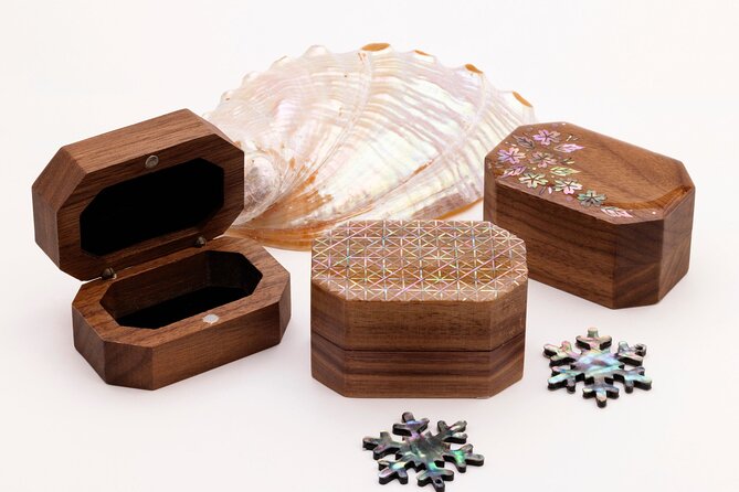 Traditional Korean Mother-of-Pearl Craft Workshop - Watching the Craft Process While Your Piece Is Wrapped