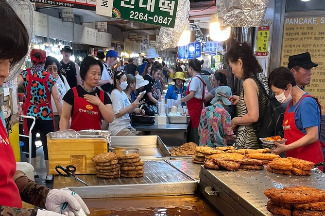 Vegan & Vegetarian Korean Market Adventure Gwangjang Market - The value of having a chef beside you