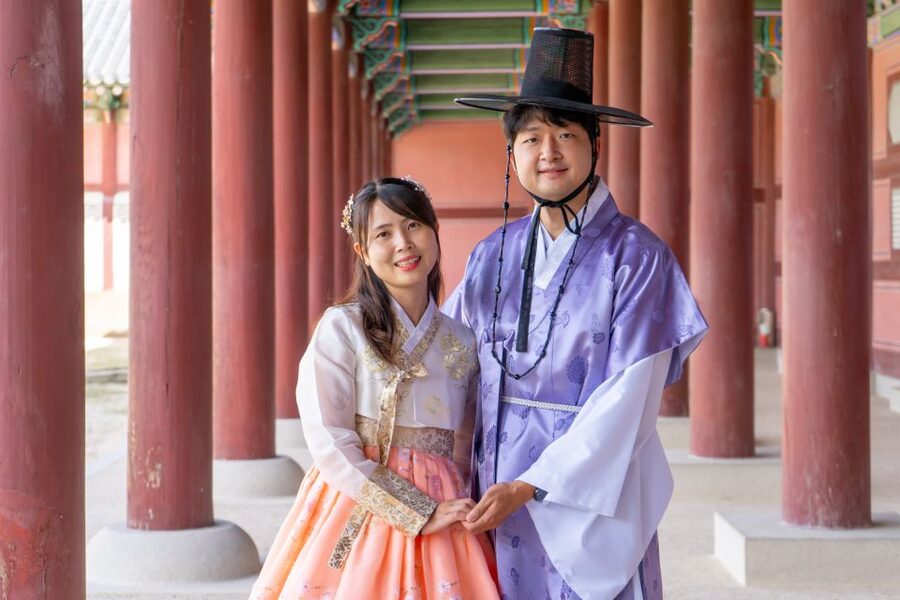 Your Personal Seoul Photographer! - Bukchon Hanok Village and Samcheong-dong